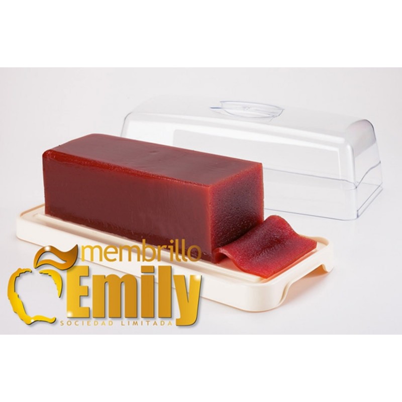 EMILY MEMBRILLO CASERO AL CORTE