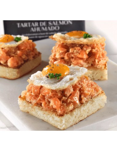 AHUMADOS DOMINGUEZ TARTAR DE SALMÓN...