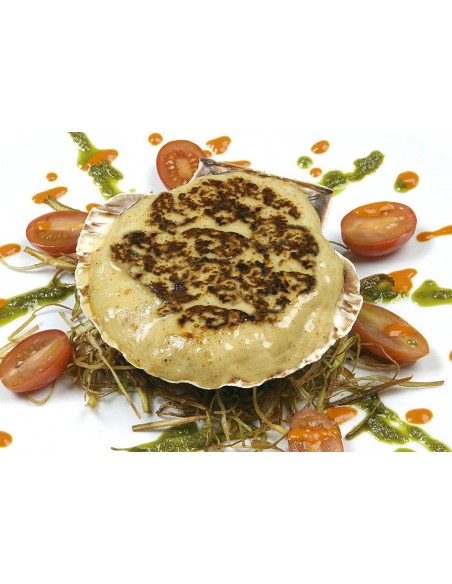 VIEIRA RELLENA (VIEIRA,CENTOLLO Y BUEY DE MAR) CON BECHAMEL 110 gr
